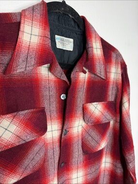 Vintage 1970s wool JC Penney M Plaid Long Sleeve Button-Up Shirt
